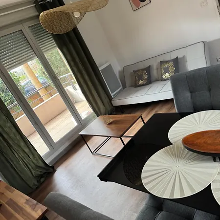 Appartement, Cozy Trois شقة